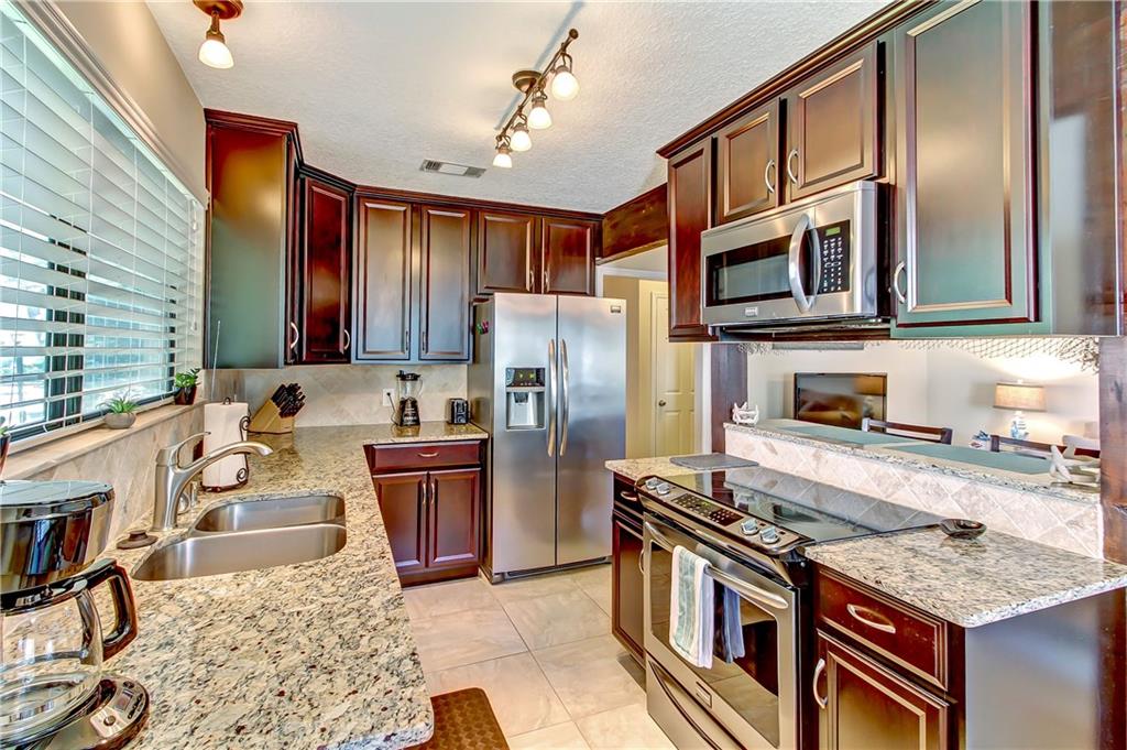 2704 Forest Ridge Drive Fernandina Beach, FL 32034
