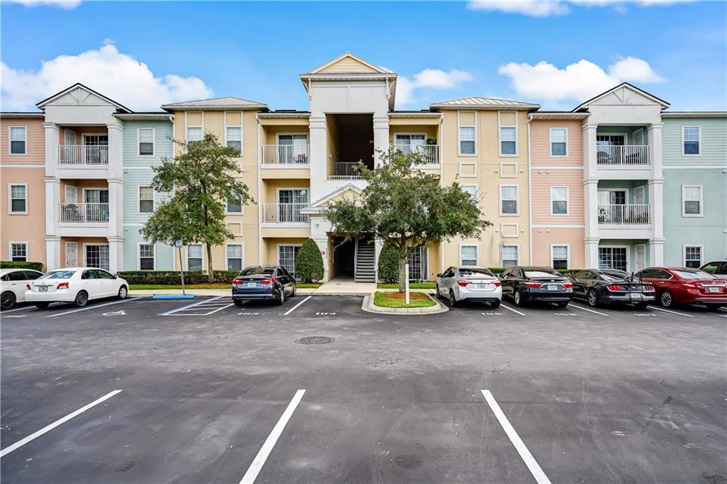 8226 Green Parrot Road Jacksonville, FL 32256